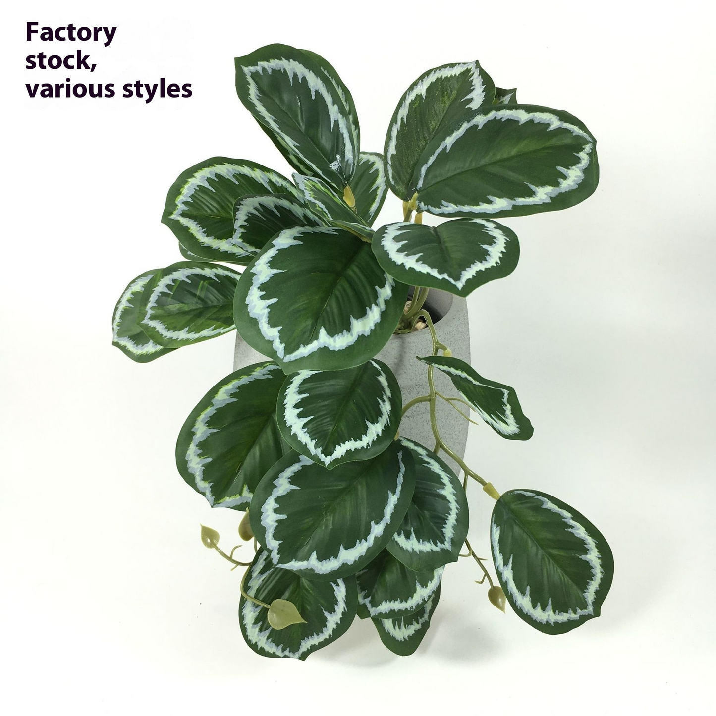 Artificial Hanging Plant for Natural Decoration Indoors and Outdoors