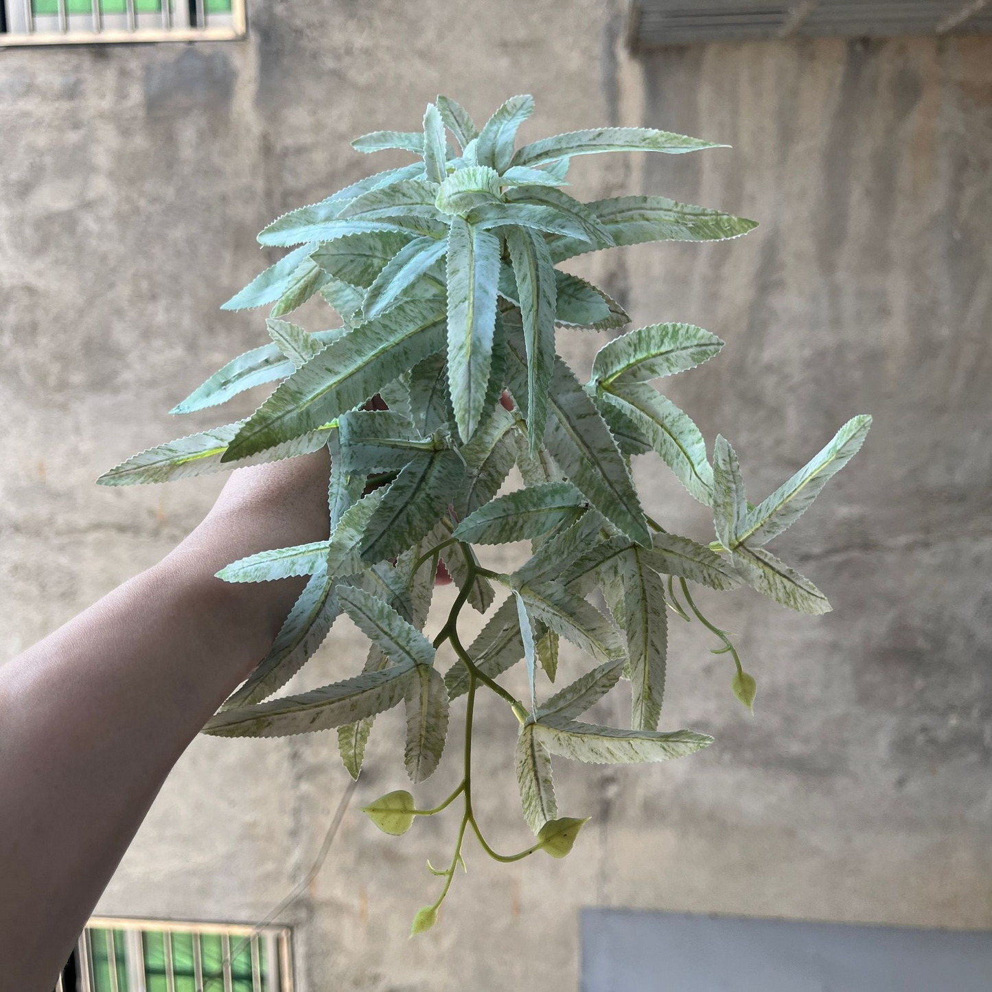 Artificial Hanging Plant for Natural Decoration Indoors and Outdoors