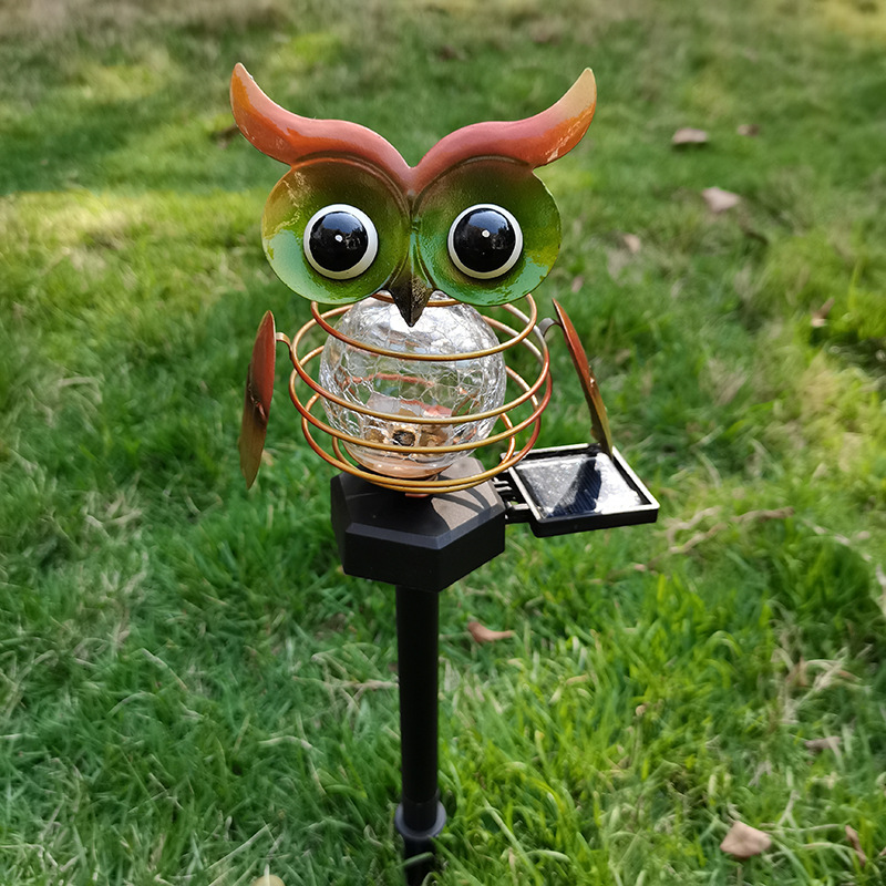 Solar Garden Light Owl With Colour Change - Decorative Led Outdoor Lighting For Garden And Yard