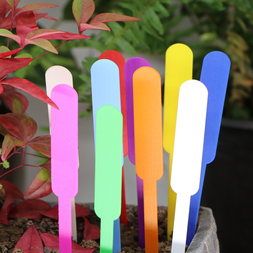 Coloured Plastic Plant Plugs - Weatherproof & Rewritable