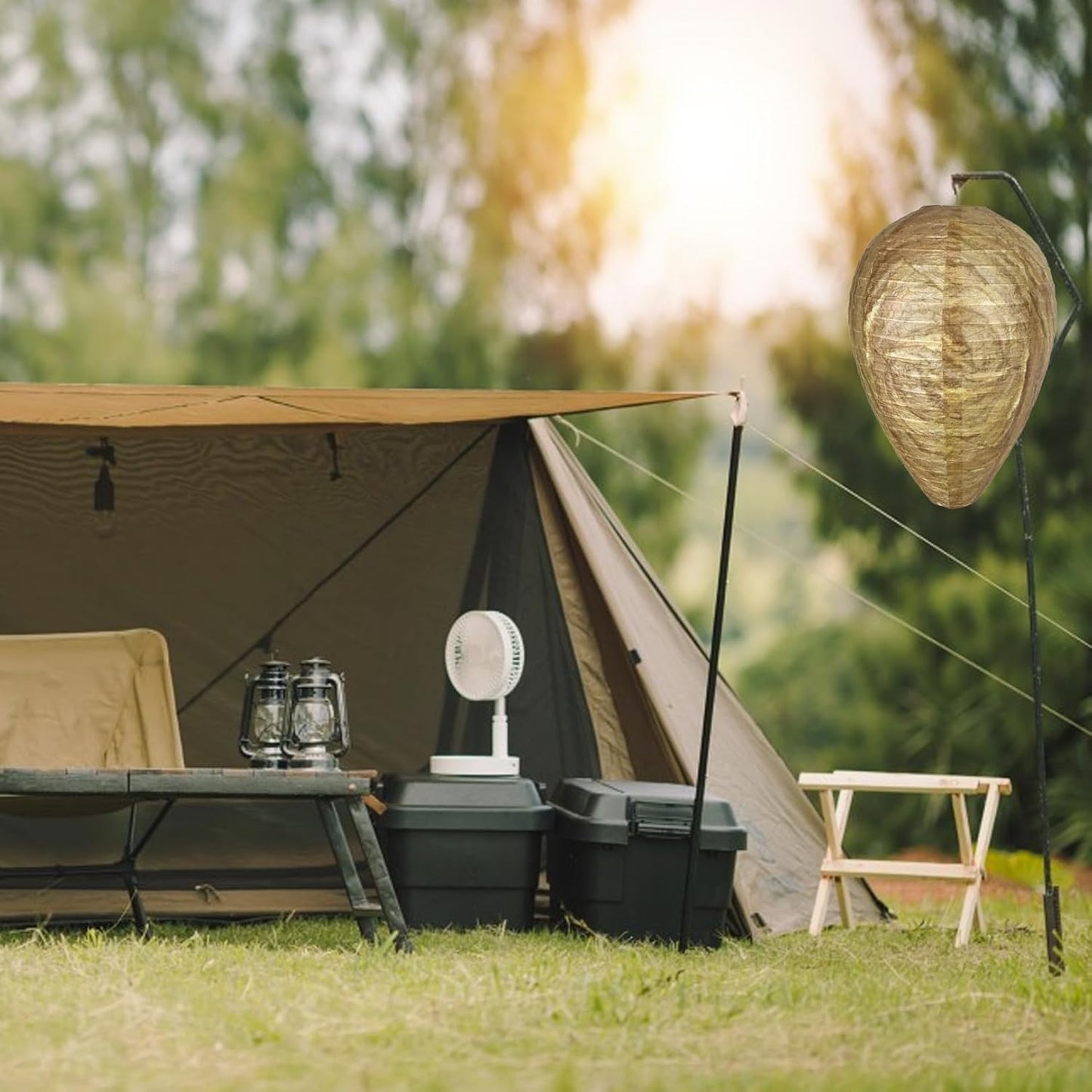 Wasp Nest Defence Lamp - Hanging Protective Net Against Wasps and Insects