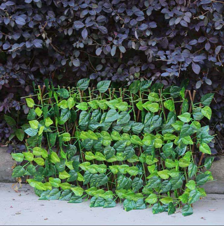 Artificial Garden Fence with Ivy - Flexible Privacy Screen for Balconies and Patios
