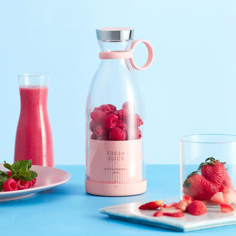 Portable Blender with Rechargeable Battery