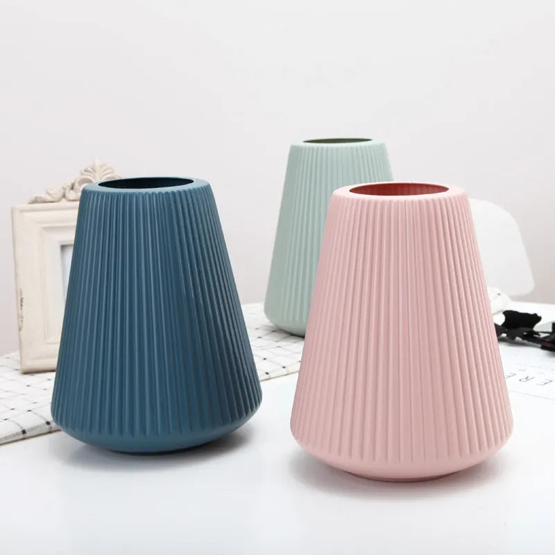 Modern Vases with Grooved Structure for Elegant Decoration