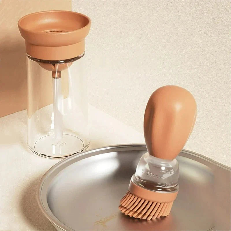 Oil Dispenser with Silicone Brush - Precise Dosing & Easy to Use for Cooking & Grilling