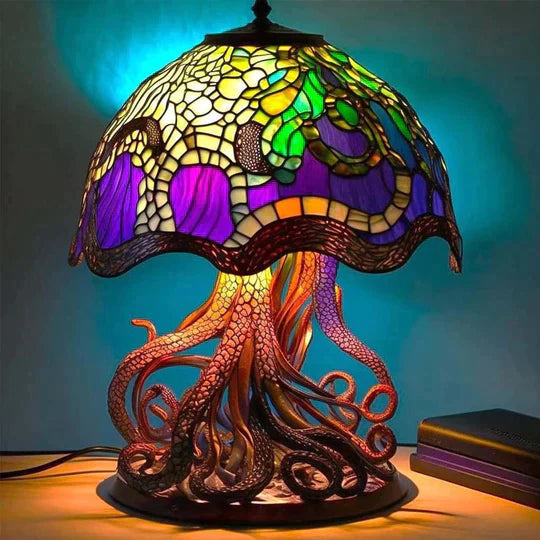 Charming Table Lamp With Stained Glass