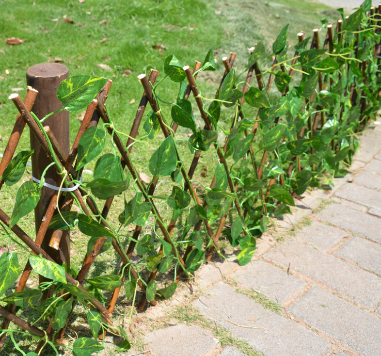 Artificial Garden Fence with Ivy - Flexible Privacy Screen for Balconies and Patios
