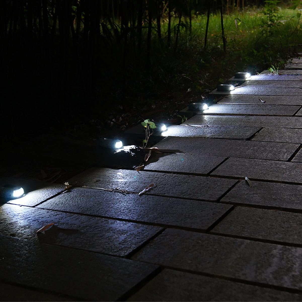 Solar Led Stone Light For Gardens And Paths - Weatherproof Path Lighting In Natural Stone Design