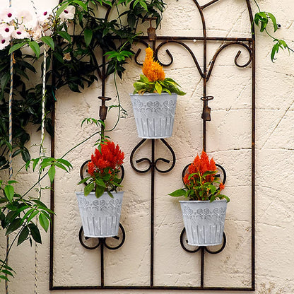Hanging Metal Plant Pot in Vintage Design - Decorative Flower Pot for Indoor and Outdoor Use