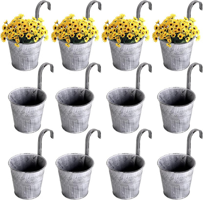 Hanging Metal Plant Pot in Vintage Design - Decorative Flower Pot for Indoor and Outdoor Use