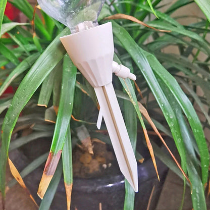 Automatic Plant Waterer with Bottle Connection - Efficient Drip Waterer for Plant Care
